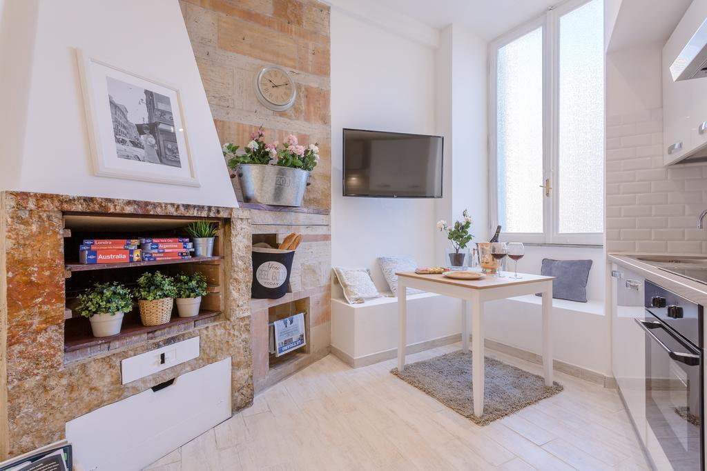 Townhouse By The Spanish Steps Roma Quarto foto