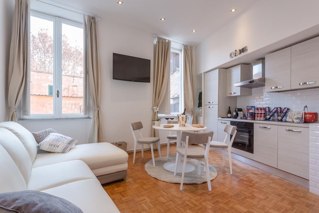 Townhouse By The Spanish Steps Roma Quarto foto